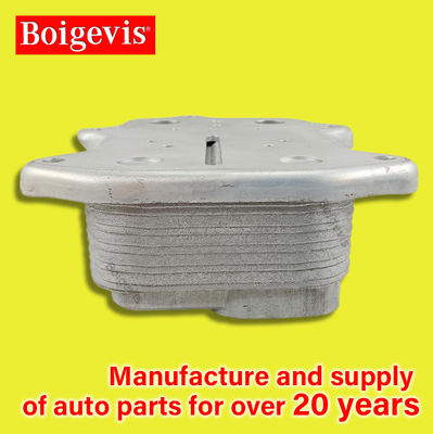 03C1 17 021J Nieuwe auto-motor olie koeler 03C117021J Voor 16V/1.4T 425M29A